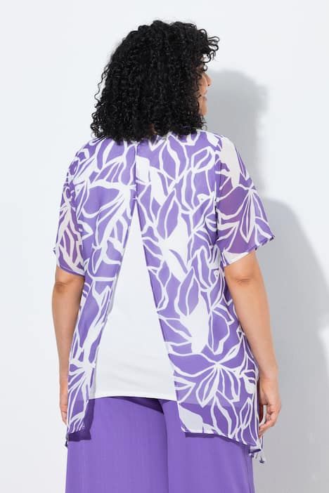 Blouse en mousseline, décolleté rond et manches courtes, fente dans le dos