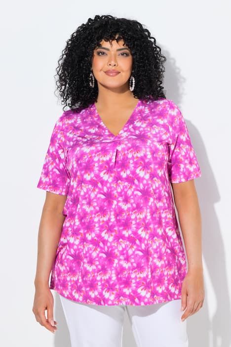 T-shirt au tombé fluide, décolleté en V avec pli fantaisie et manches courtes, coupe évasée