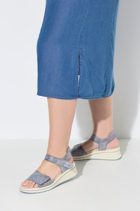 Sandales en cuir Caprice, fermetures à scratch et semelle de propreté amovible - largeur H