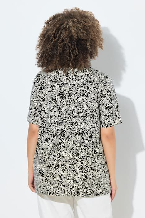 T-shirt motif girafes, décolleté en V et manches courtes, coupe évasée