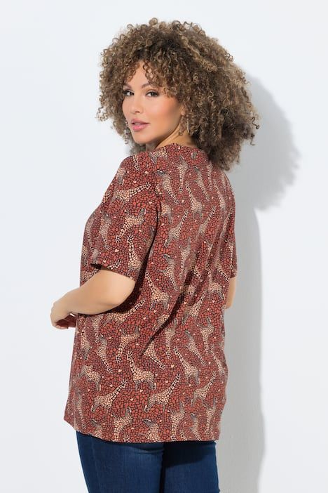 T-shirt motif girafes, décolleté en V et manches courtes, coupe évasée