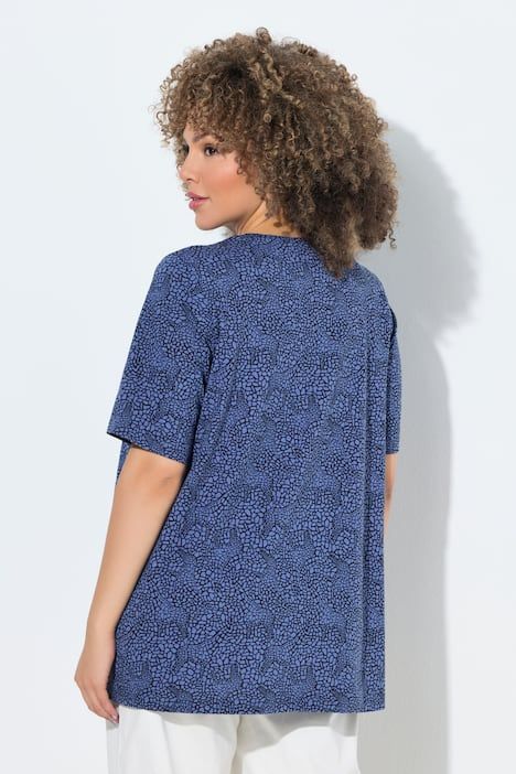 T-shirt motif girafes, décolleté en V et manches courtes, coupe évasée