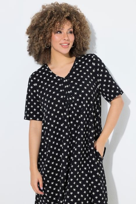 Robe midi motif étoiles, poches, décolleté en V et manches courtes