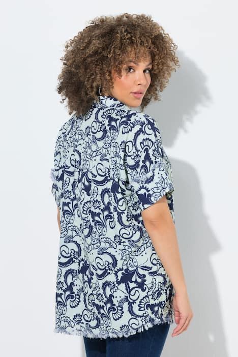 Chemisier en mousseline oversize, motif feuilles et franges à la base, manches courtes