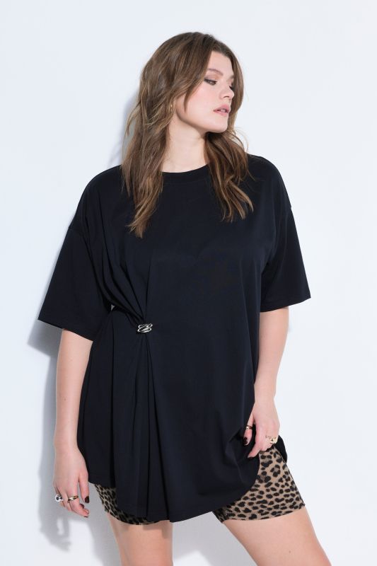 T-shirt oversize, nœud décoratif