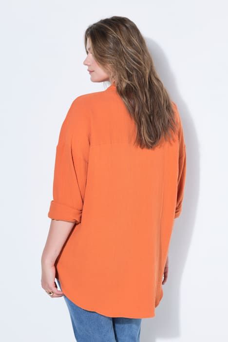 Chemisier en mousseline, oversize. Col classique, manches longues