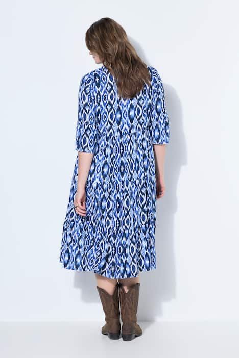 Robe longue évasée, motif losanges, volants