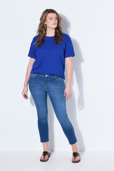 Jean court, cinq poches, base frangée