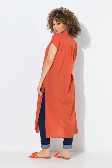 Chemisier long à manches courtes, col chemise et plis fantaisie, coupe évasée