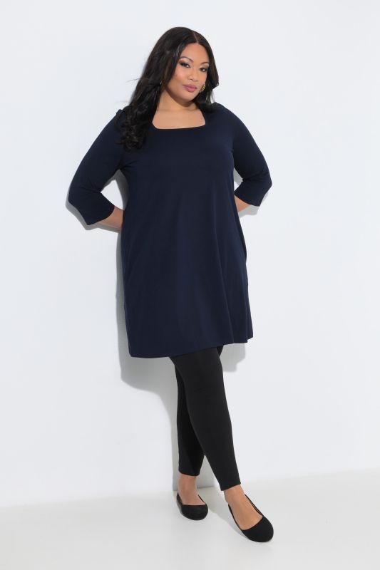 T-shirt long, coupé évasée, décolleté carré et manches 3/4