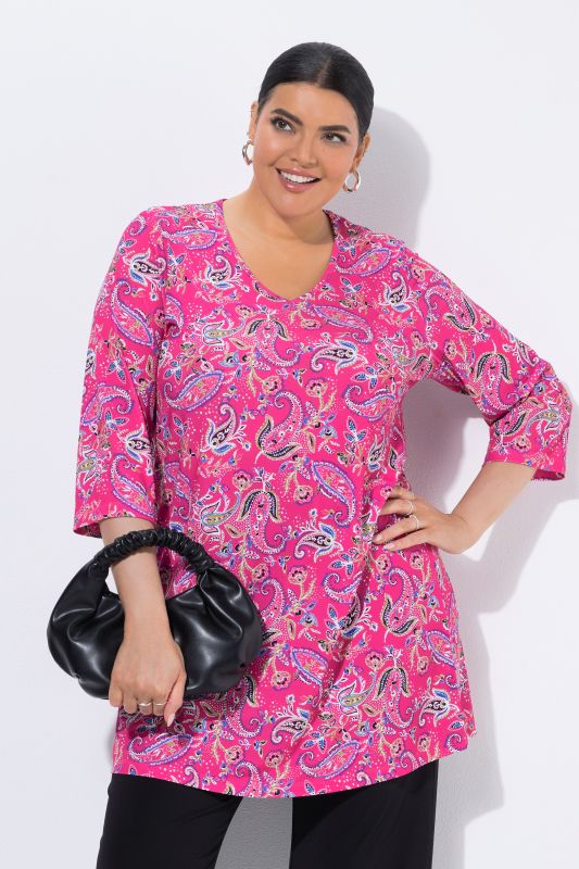 T-shirt long motif cachemire, décolleté en V et manches 3/4