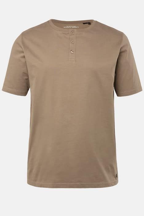 T-shirt Henley, collection Basic. Manches courtes et patte de boutonnage