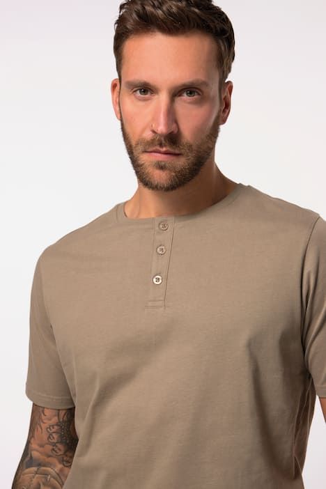 T-shirt Henley, collection Basic. Manches courtes et patte de boutonnage