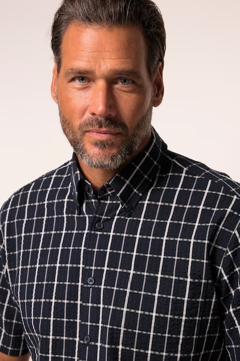 Chemise JP 1880 en tissu seersucker à carreaux, manches courtes et col à pointes boutonnées, coupe Modern Fit - jusqu'au 8 XL