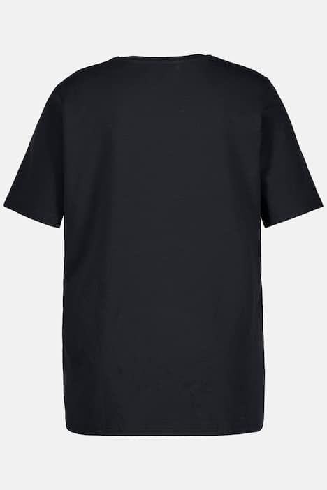 T-shirt en coton bio. Col rond et manches courtes. Coupe évasée