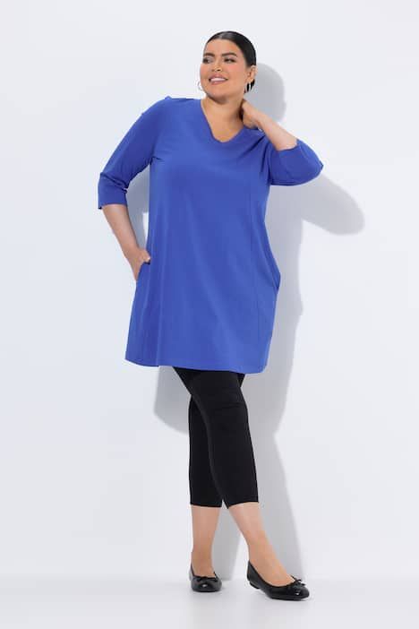 T-shirt long, décolleté en V et manches 3/4, coutures fantaisie, coupe évasée