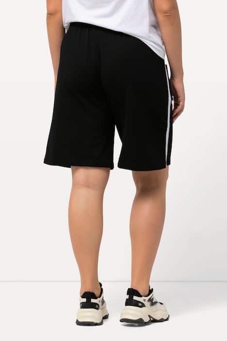 Short en jersey à taille élastique. Jambe large et cordon