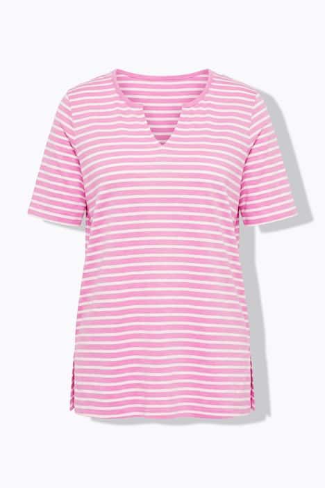 T-shirt long à rayures. Manches courtes et décolleté rond. Coupe évasée