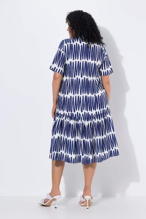 Robe midi à rayures, manches courtes et col montant, coupe évasée