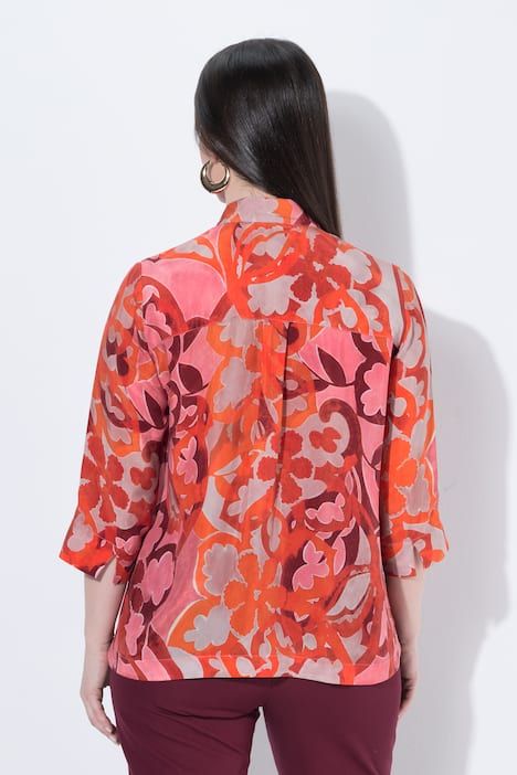 Chemisier long en cupro imprimé, col montant et manches 3/4