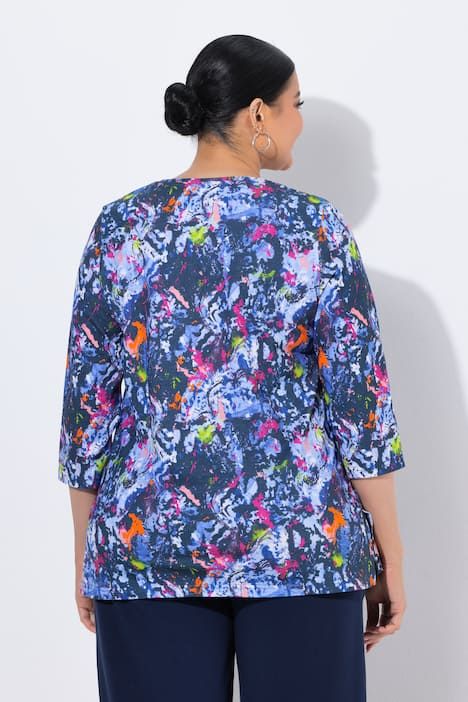 T-shirt imprimé graphique, décolleté en V et manches 3/4