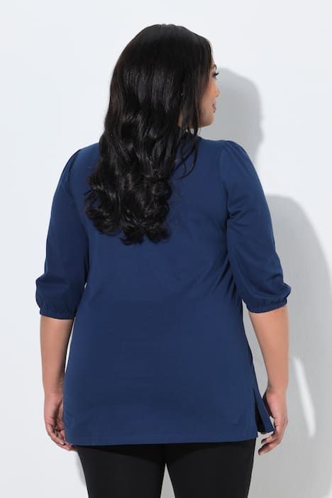 T-shirt long, décolleté en V et manches 3/4 bouffantes