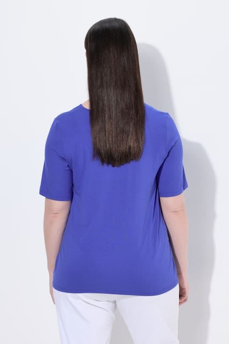 T-shirt avec strass fantaisie, décolleté en V et manches courtes, coupe Classic Fit