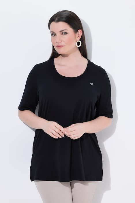 T-shirt en coton Pima, cœur sur le buste, décolleté rond et manches courtes, coupe évasée