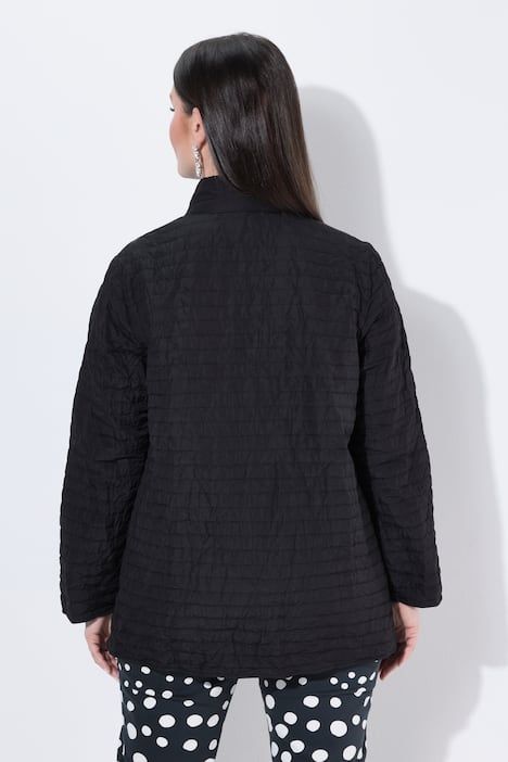 Veste effet froissé, col montant et manches longues, coupe évasée