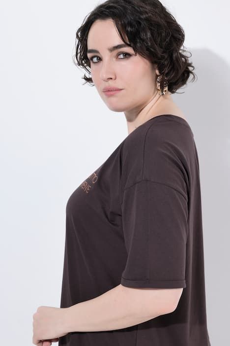 T-shirt oversize avec broderie, décolleté rond et manches courtes