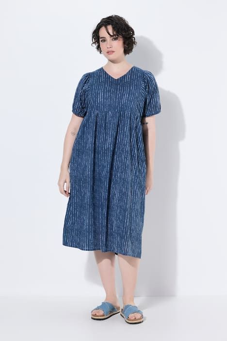 Robe midi en voile, coupe évasée, décolleté en V et manches courtes