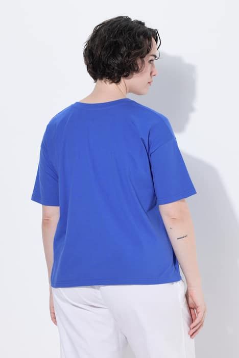 T-shirt avec couture fantaisie, décolleté rond et manches courtes, coupe Boxy Fit