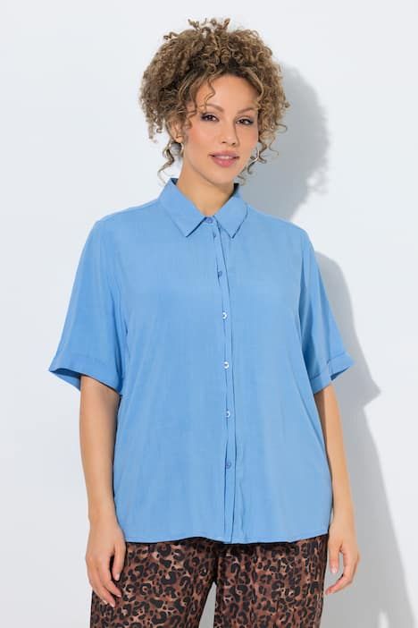 Chemisier coupe évasée, col chemise et manches courtes