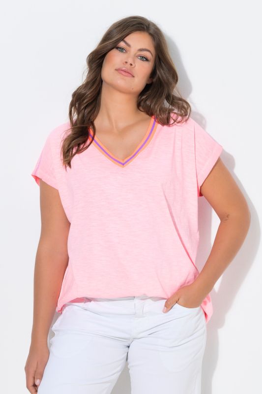 T-shirt décolleté en V et manches courtes