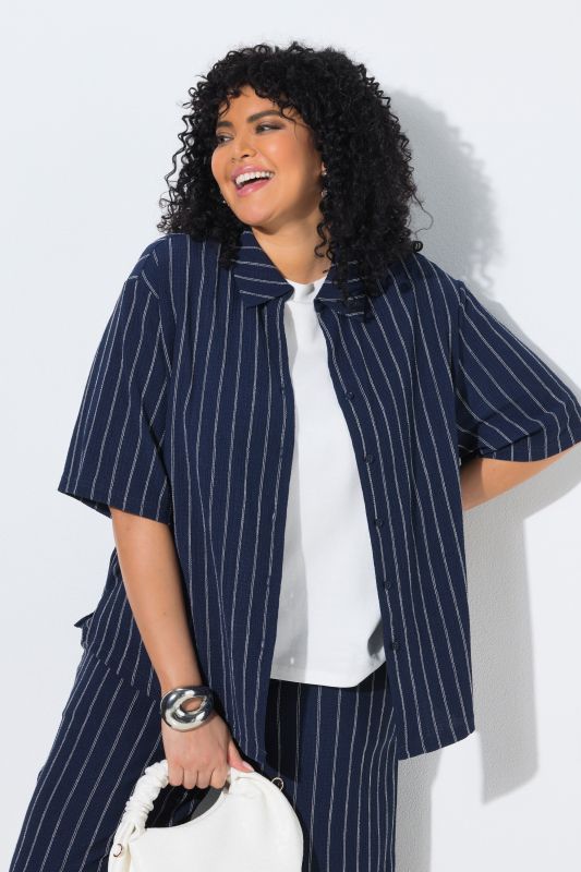 Chemisier rayé en jersey, col chemise et manches courtes