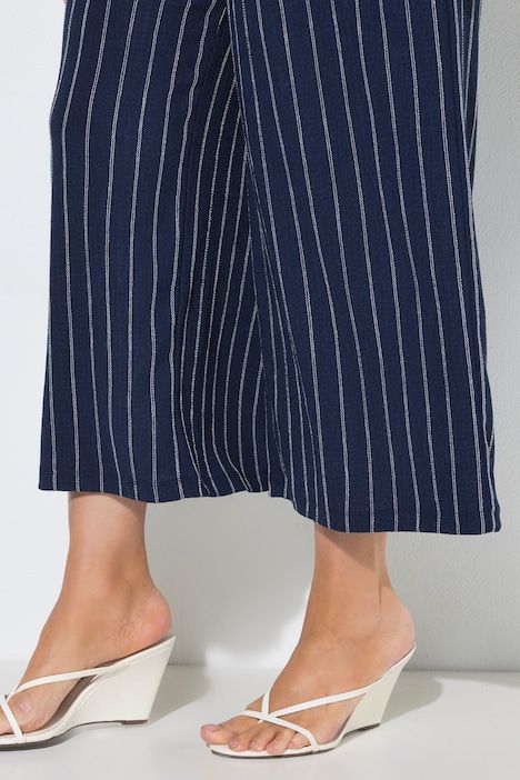 Pantalon à enfiler, taille élastique et jambe large, matière texturée