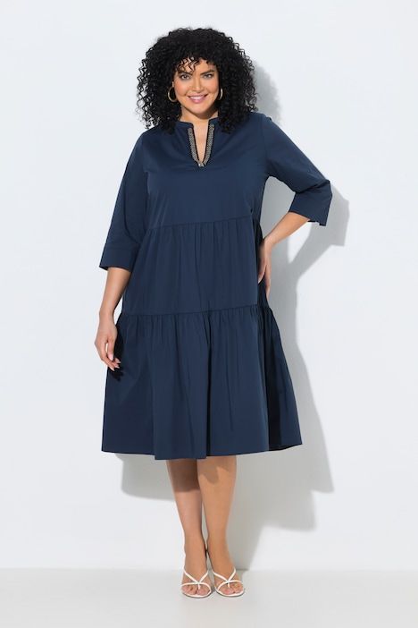 Robe midi à volants, col tunisien et manches 3/4, coupe évasée