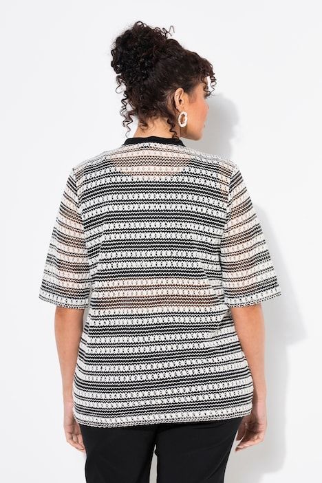 T-shirt rayé en maille. Col rond et manches courtes