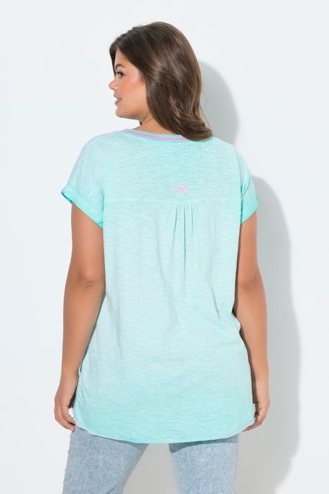 T-shirt décolleté en V et manches courtes