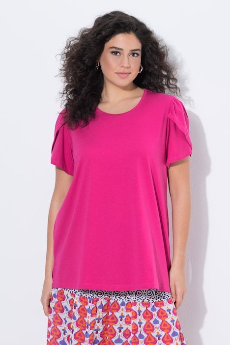 T-shirt, effet superposition. Col rond et manches courtes. Coupe évasée