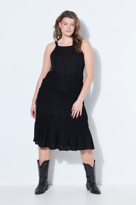 Robe midi évasée sans manches, poitrine smockée