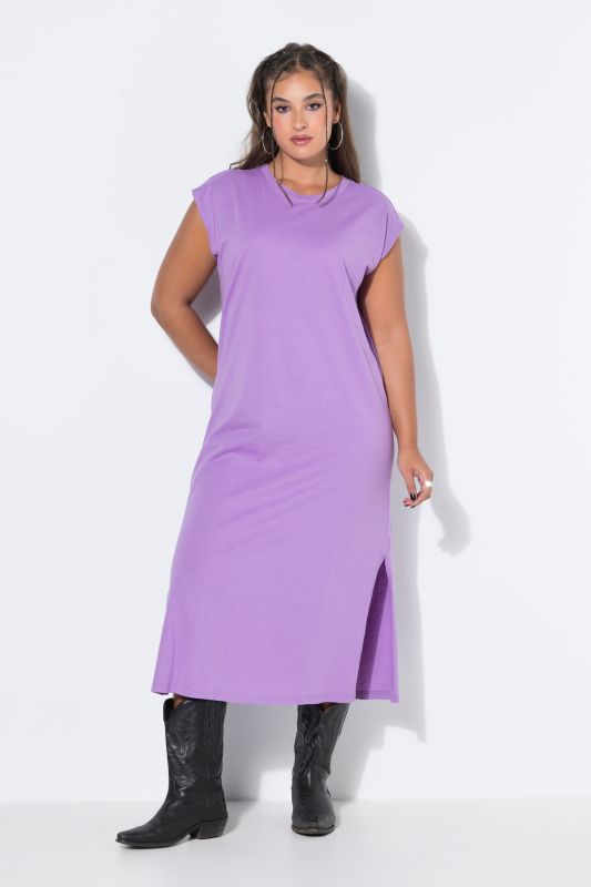 Robe midi en jersey oversized à encolure ronde et sans manches. Ouverture de type fente sur le côté