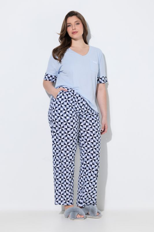 Pyjama deux pièces,motif à carreaux, décolleté en V et manches courtes