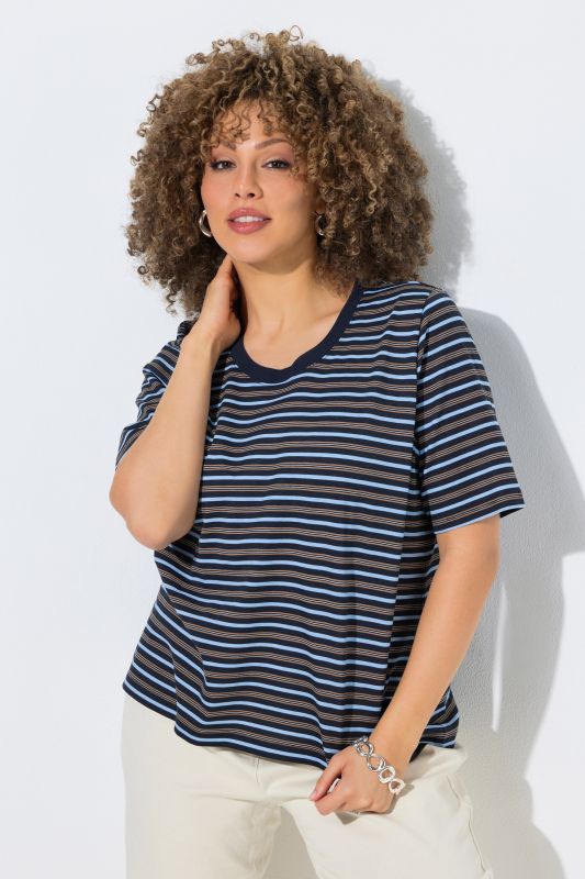 T-shirt rayé, coupe Classic Fit, décolleté rond et manches courtes