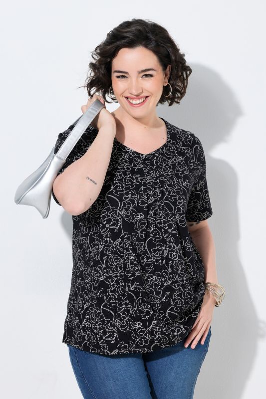 T-shirt à manches courtes, décolleté en forme de cœur avec plis fantaisie, coupe évasée