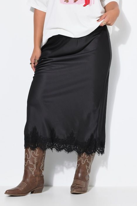 Robe maxi trapèze en satin, ourlet en dentelle