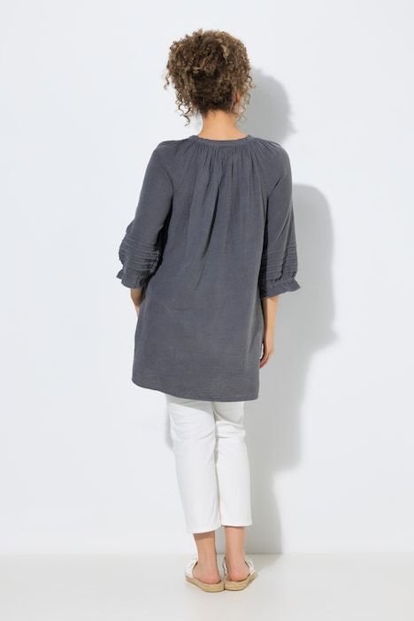 Blouse en mousseline, pinces, coupe A, col V, manches 3/4