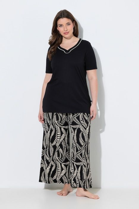 Pyjama motif palmiers, décolleté en forme de cœur et manches courtes
