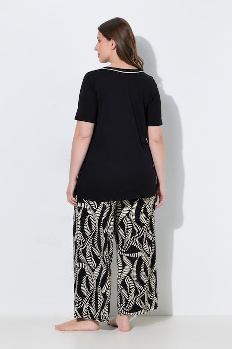 Pyjama motif palmiers, décolleté en forme de cœur et manches courtes