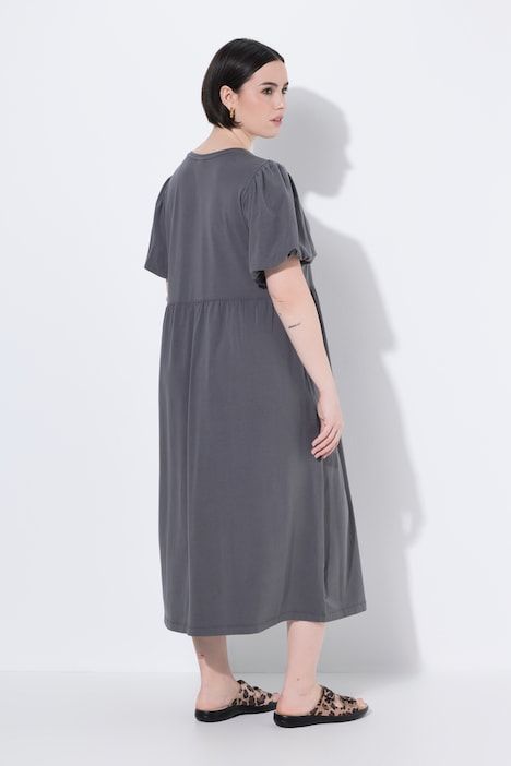 Robe longue, coupe A, col rond, manches courtes ballon, poches